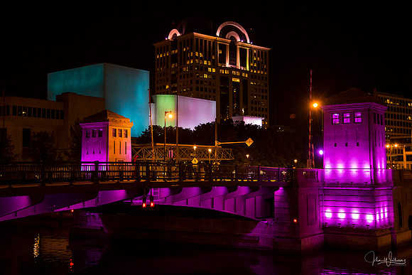 Milwaukee Night Riverwalk
