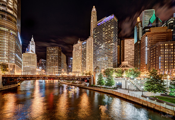 Chicago River Skyline