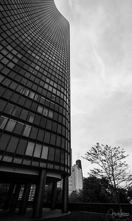 Lake Point Tower