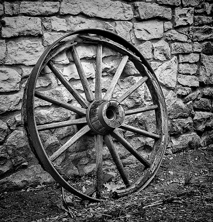 Old Wagon Wheel