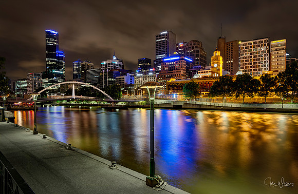 Melbourne Yarra River Walk