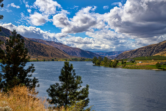 Columbia River Vineyards and Mountains