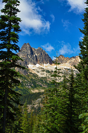 Starting the Blue Lake Trail