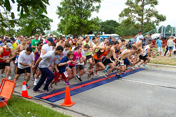 Vernon Hills Run from the Cops 5k Start