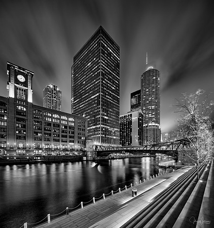 Clouds over Chicago River